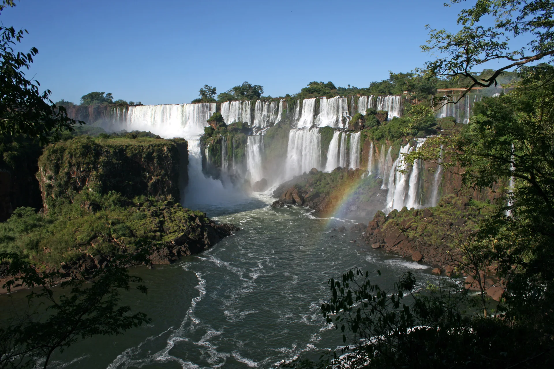 Queda d’água no Parque Nacional Iguazú, em Misiones