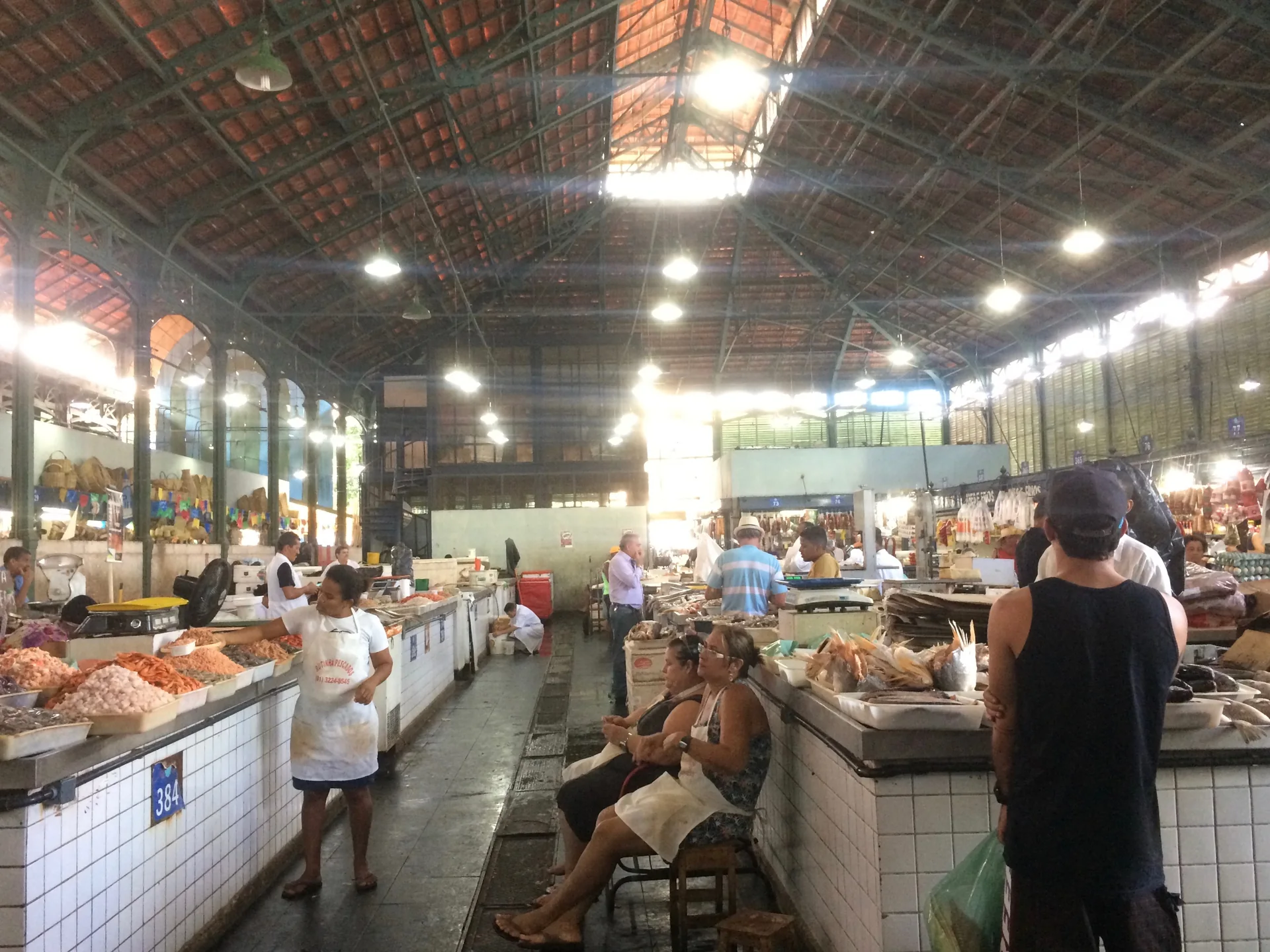 Estrutura do Mercado de São José, no Recife, em registro documental.