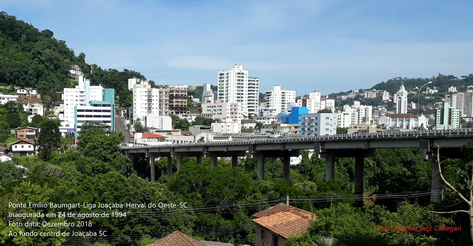 Imagem contextual da Ponte Emílio Baumgart em Joaçaba, Santa Catarina; não representa a Localiza, sua frota ou seus serviços.